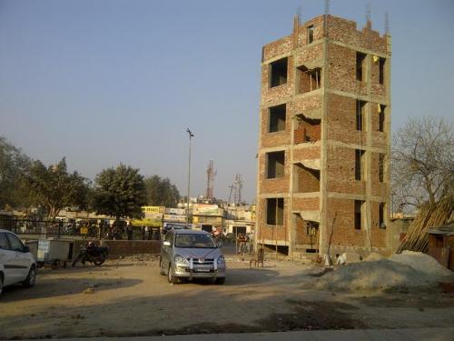 The building under construction. Source: Antyodaya Niketan