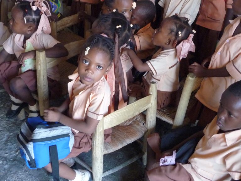 Girls at the street school. Source: Our Little Brothers Foundation