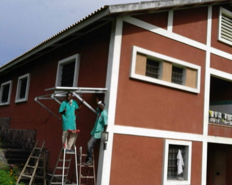 Installation of solar panels in the center in Moluka. Source: CECFOR