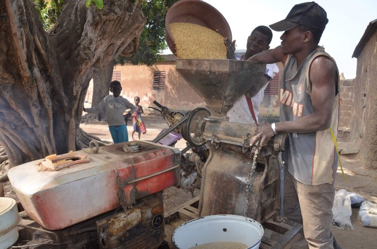 The tractor that is at the disposal of the town. Source: Echoes of Mali