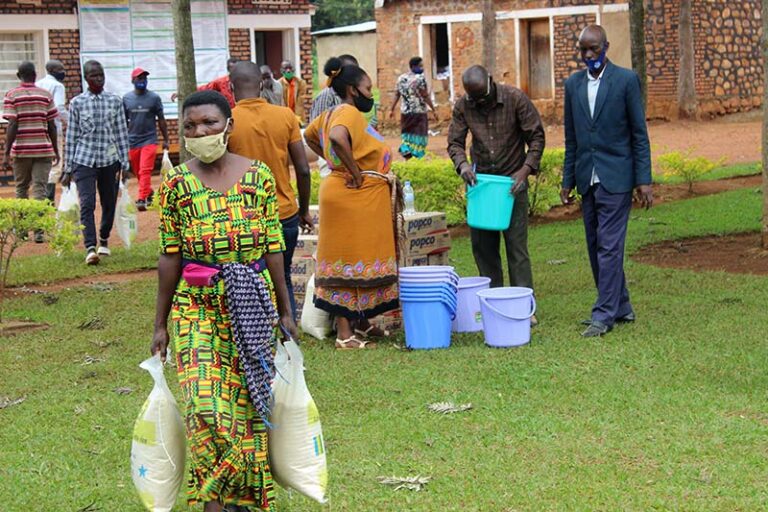 Food distribution in Kayonza. Source: Trust and Care