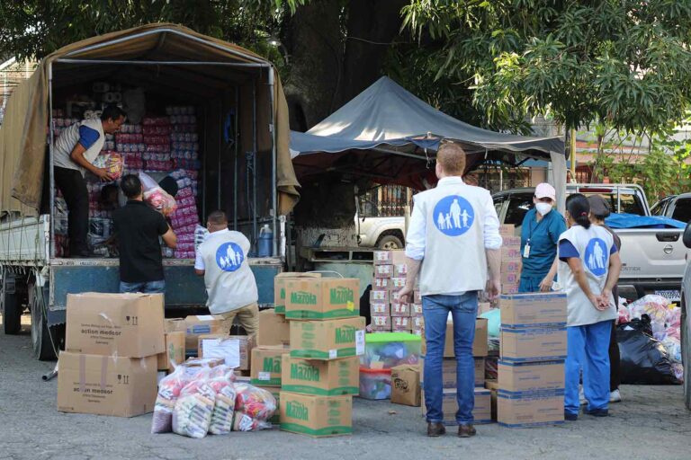 Discharge of humanitarian aid in the municipality of La Lima (San Pedro Sula). Source: Keyla Suanzo