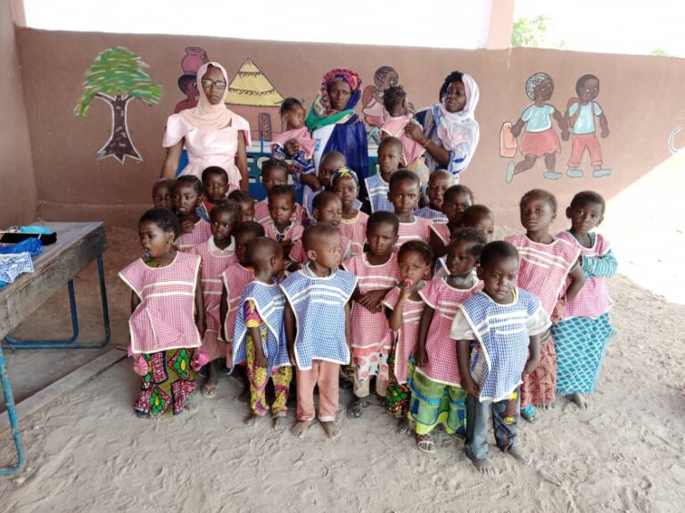 First kindergarten students. Source: Ecos de Mali