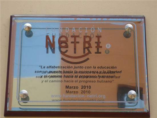 “La alfabetización junto con la educación son un puente hacia la esperanza y la libertad y el camino hacia el progreso humano