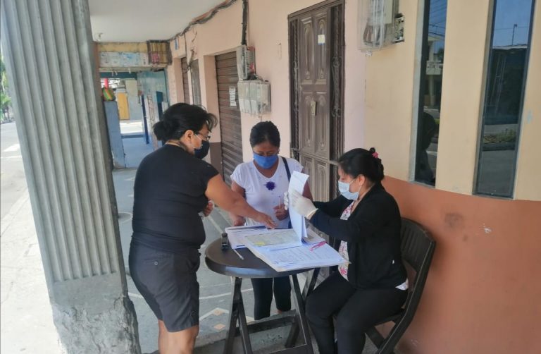 Mujeres mejorando sus habilidades de gestión. Fuente: Espoir