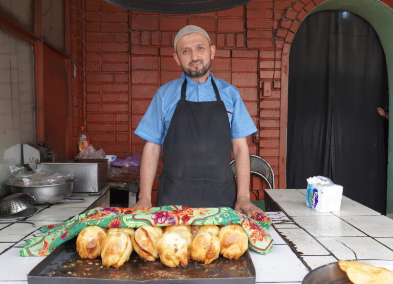 Cliente de Humo en su tienda. Fuente: Humo