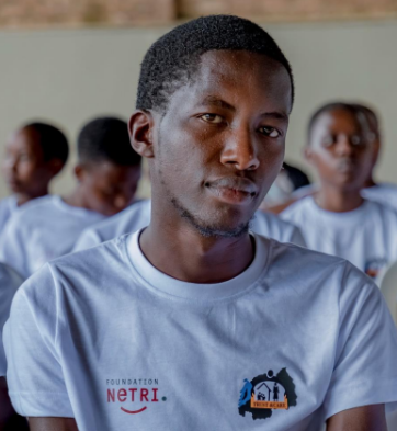 Audax, alumno que recibió una beca para estudiar en Hong Kong. Fuente: Trust and Care